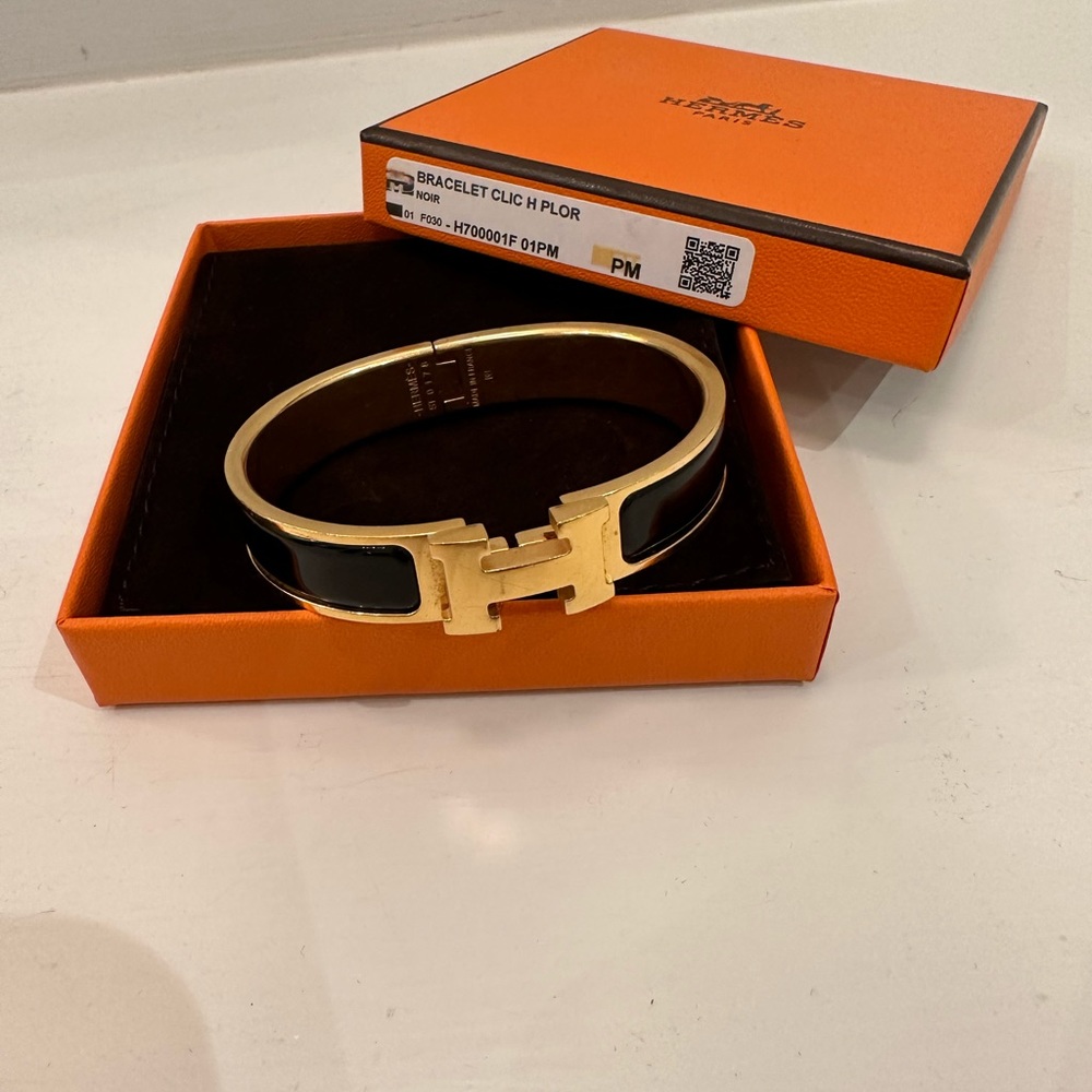 Authentic Hermes bracelet clic H in black